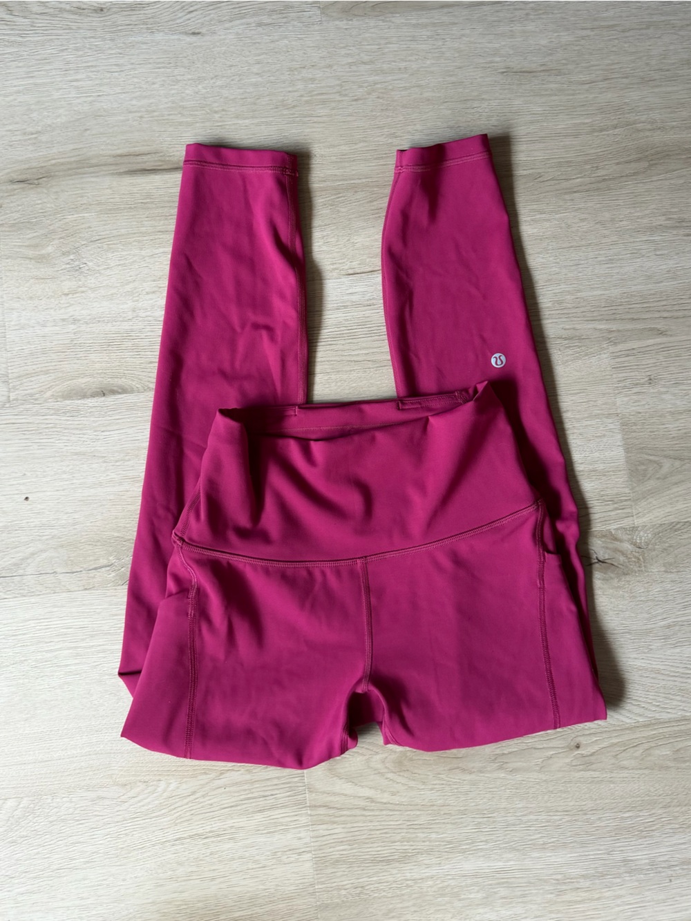 Pink lululemon side pocket leggings
